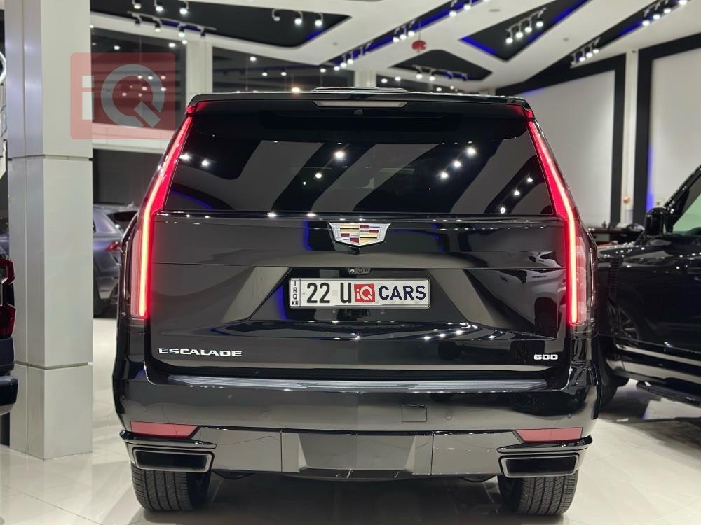 كاديلاك اسكاليد